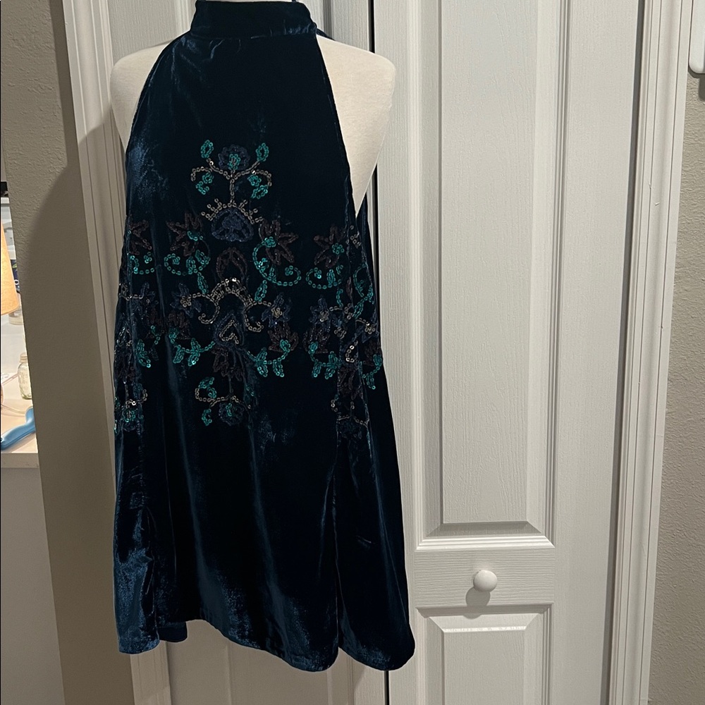 Velvet Embellished Sleeveless Dress in Navy Blue